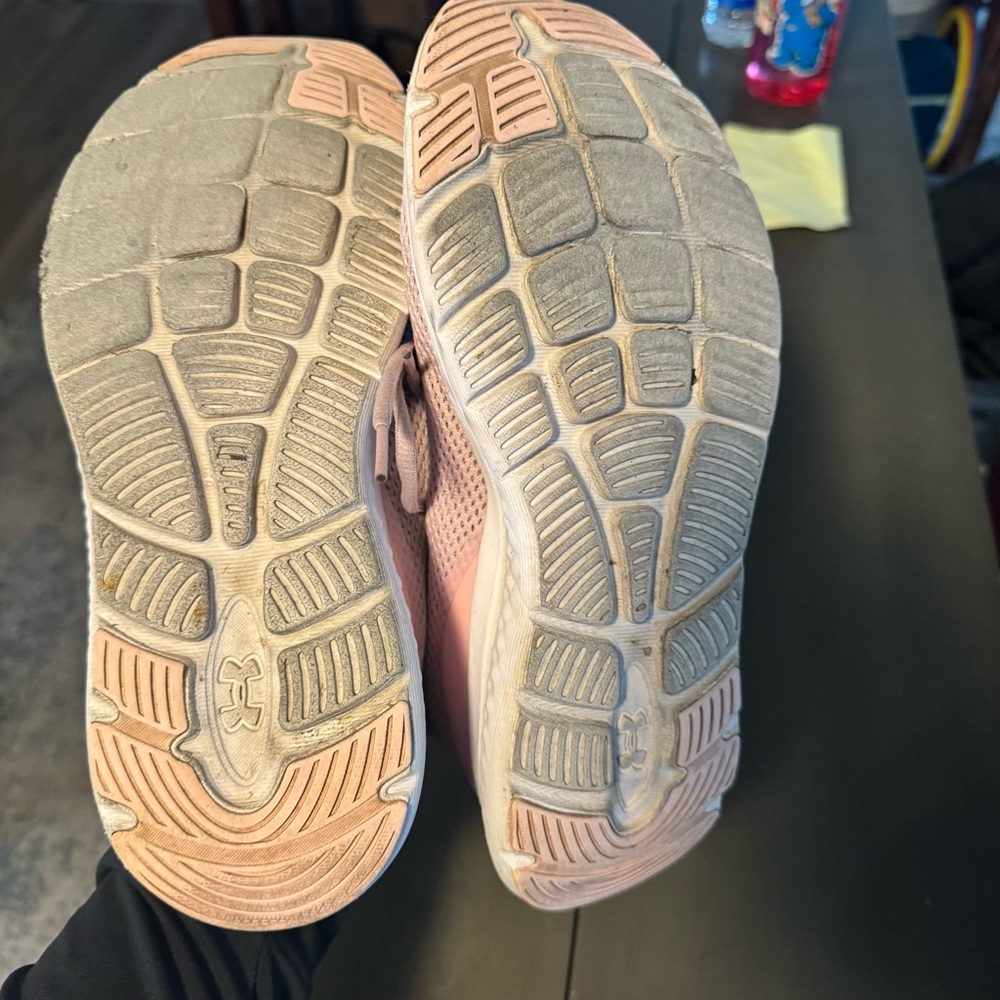 Under Armour Women's Light Pink Sneakers - Picture 4 of 8